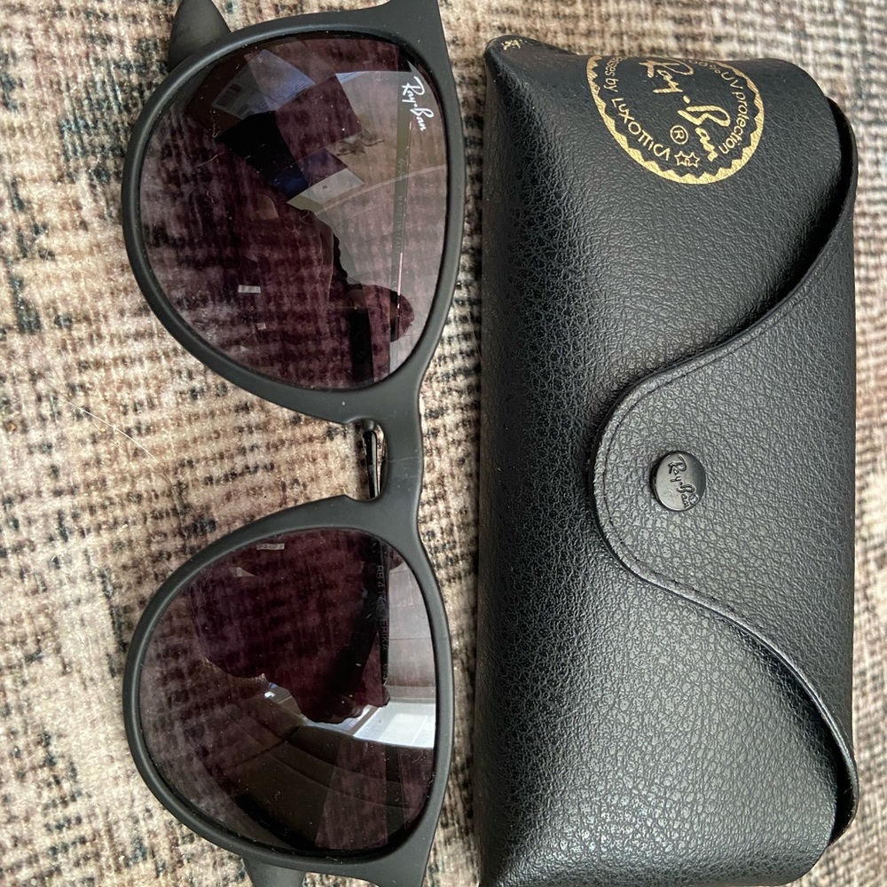 Ray Ban Erika Classic Low Bridge Fit Matte Black Round Women's Sunglasses